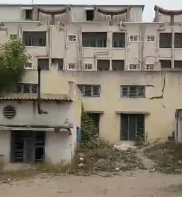 வளாகம் விற்பனைக்கு